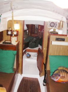 cabin2.jpg - 50802 Bytes