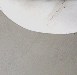 crack1.jpg - 28272 Bytes